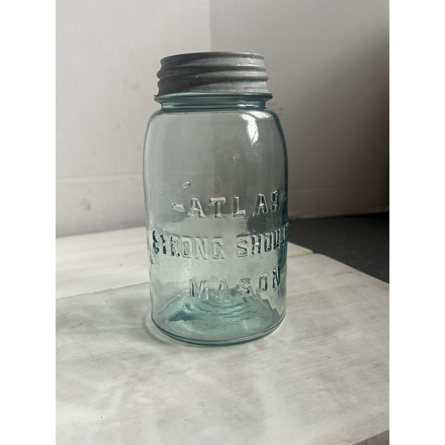 Vintage Atlas Strong Shoulder Mason Jar Aqua Blue w/ Zinc Lid – Quart – 1930s