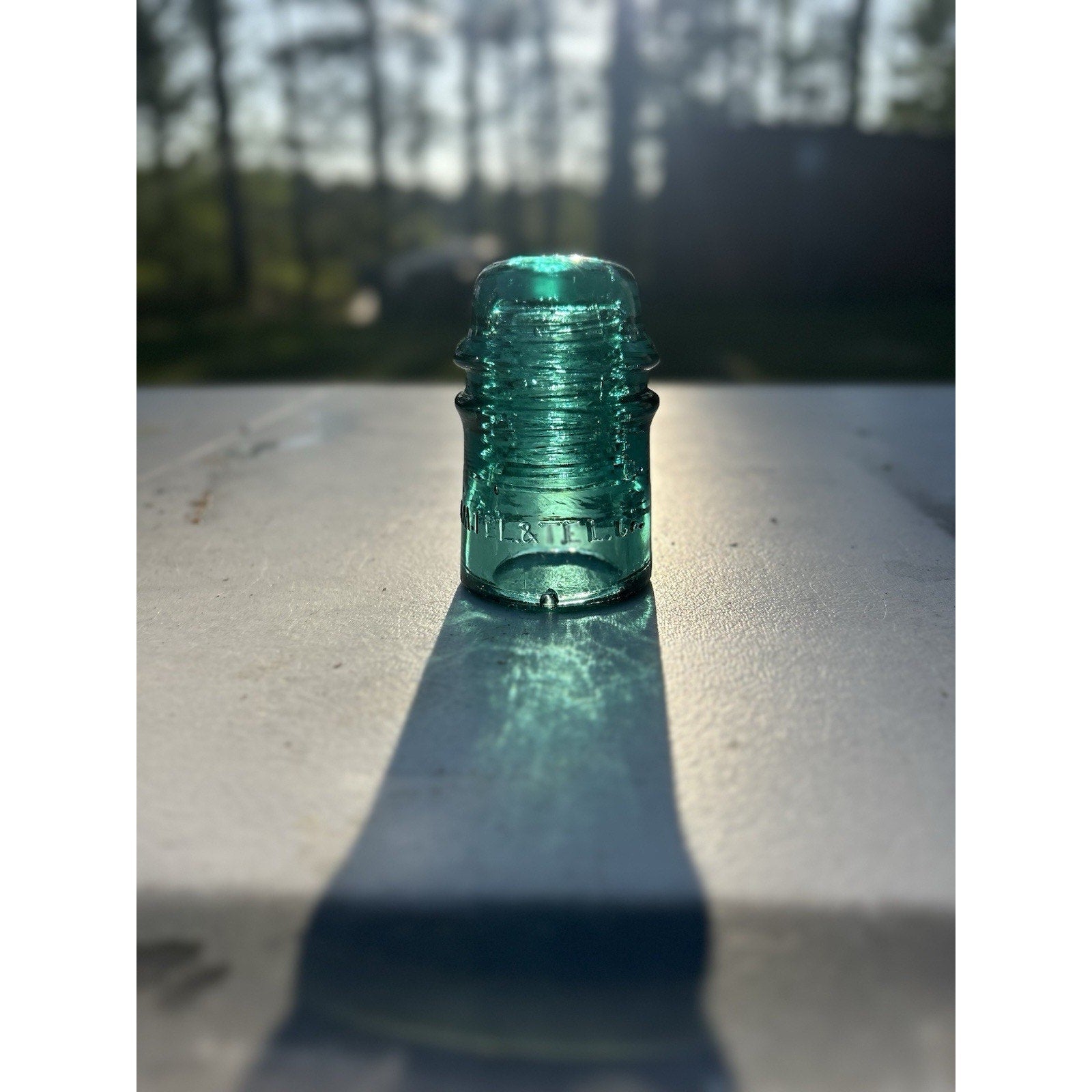 AM TEL TEL CO insulator ice green natural light color