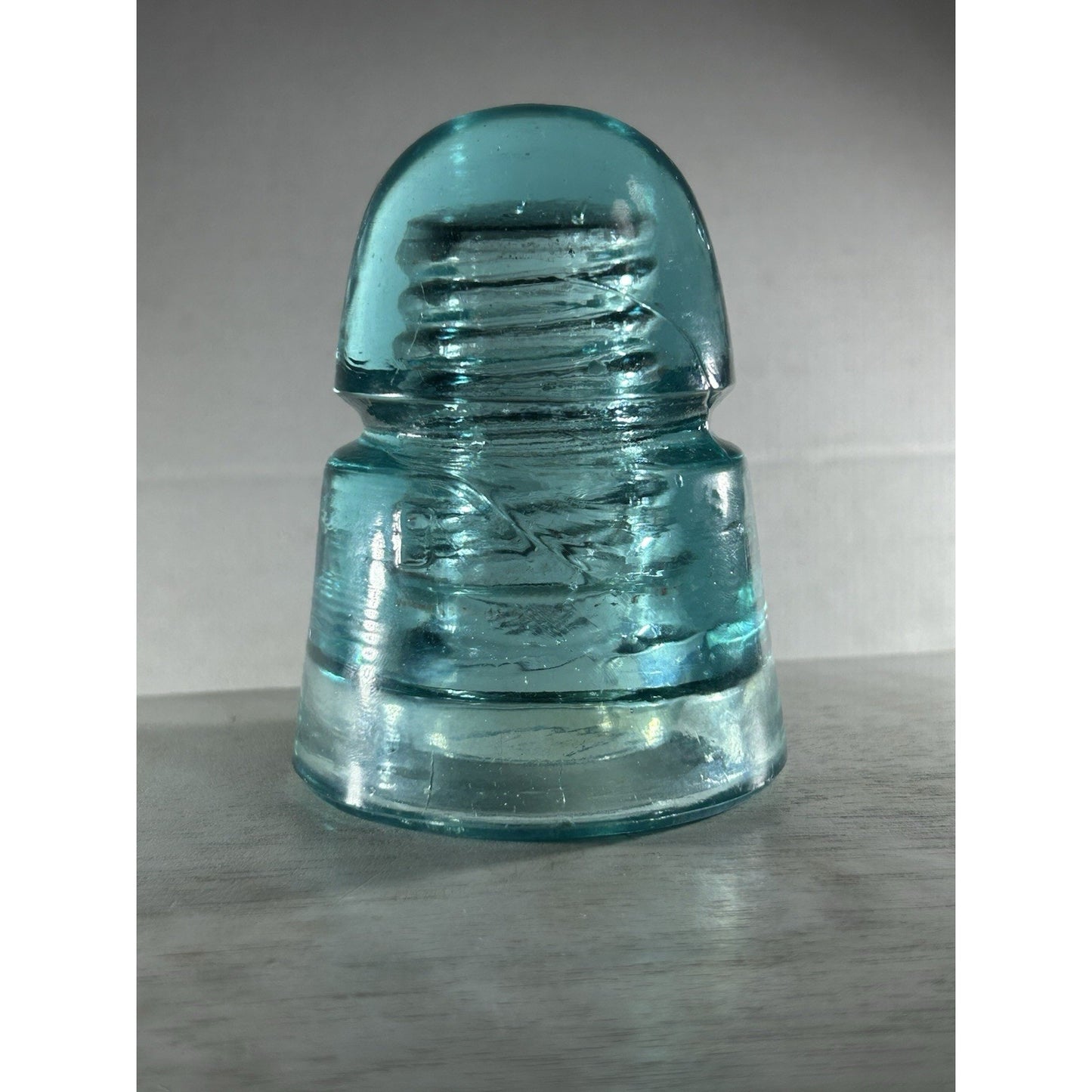 Gorgeous Vintage Ice Blue Brookfield CD 145 Beehive Glass Insulator . Great Cond