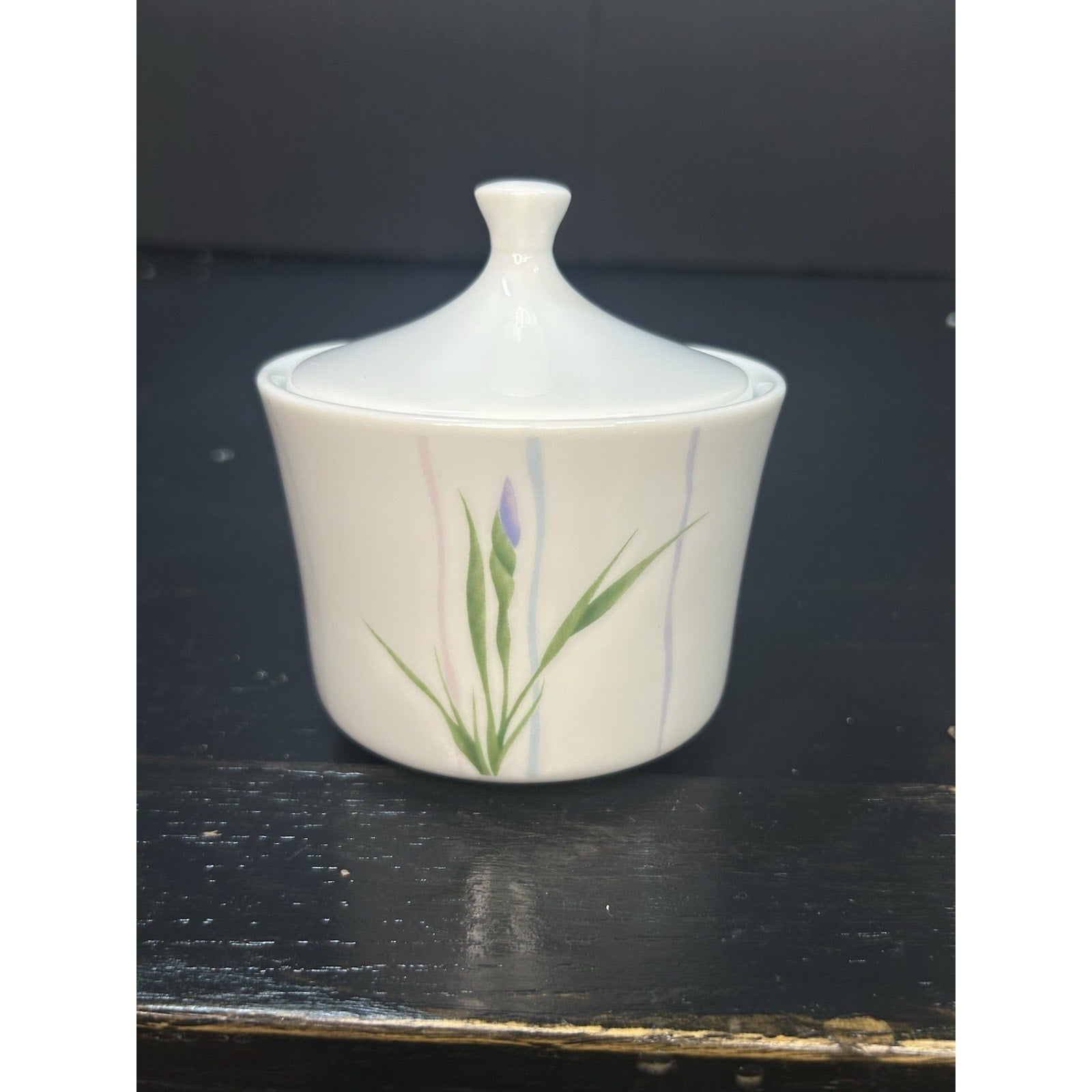 Corning Corelle Shadow Iris Sugar Bowl handle detail kitchenware
