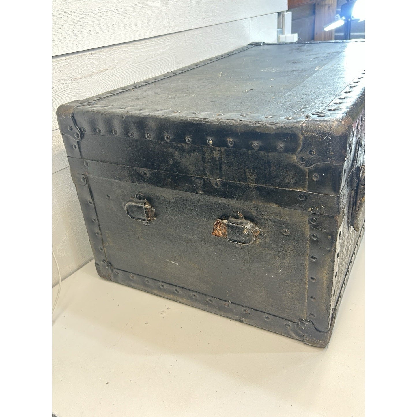Antique Steamer Trunk Footlocker Chest Metal Rivet Vintage Travel Case 1920’s
