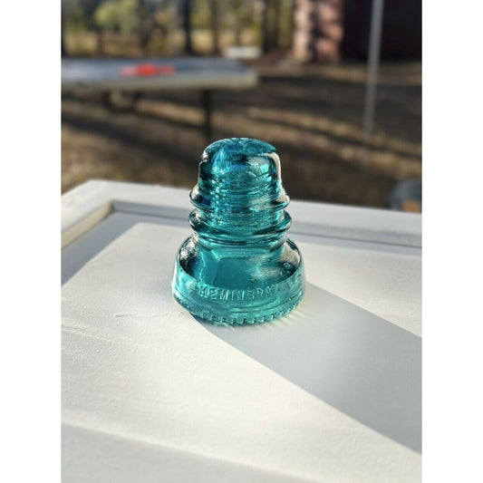 Gorgeous Vintage Hemingray No 40 Hemingray Blue Glass Insulator Nice Bubbles