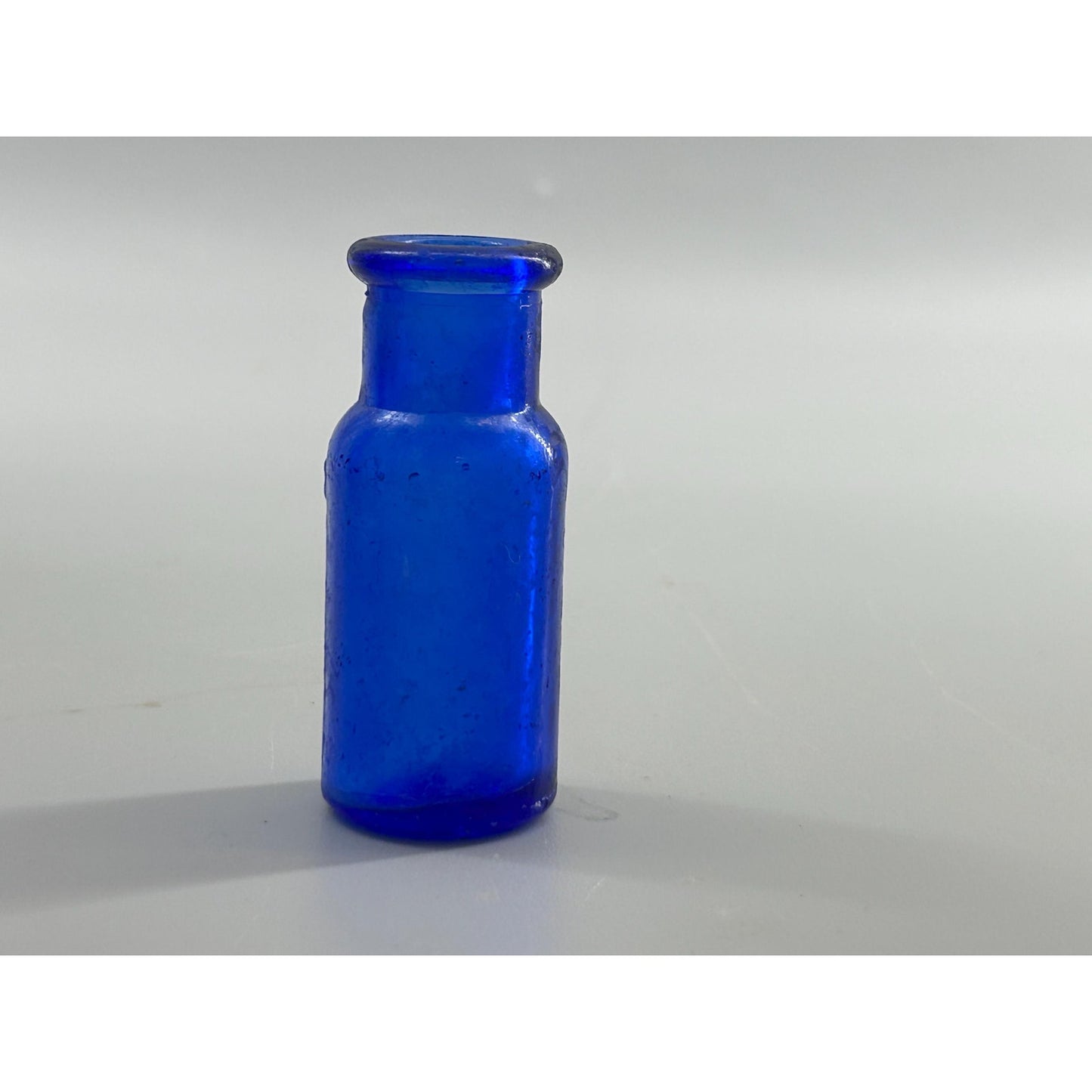 Bromo-Seltzer Bottle Emerson Drug Co Baltimore MD – Cobalt Blue Embossed Apothecary Medicine Bottle