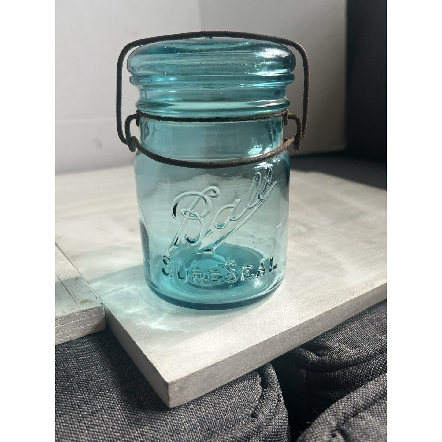 Vintage Ball Sure Seal Pint Mason Jar Blue Aqua Wire Bail w/ Lid – 1930s USA