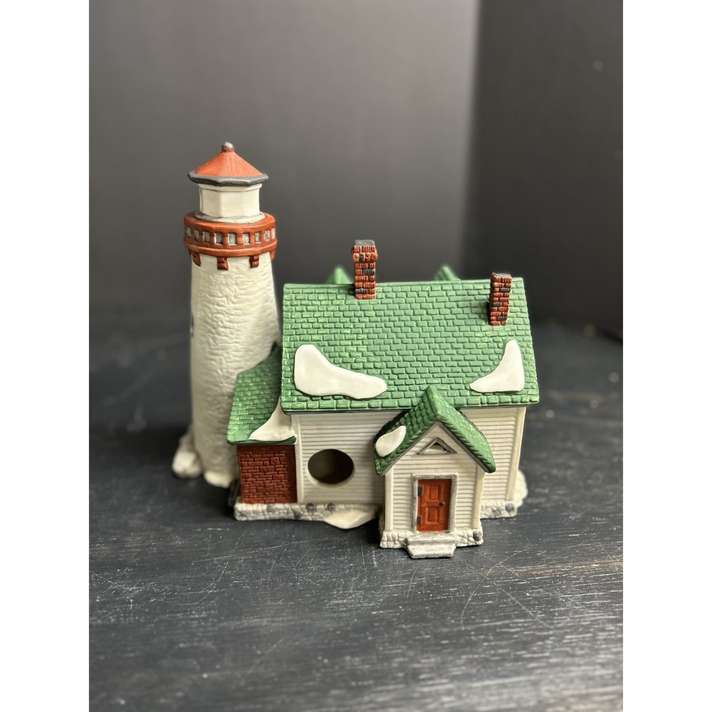 Dept 56 Craggy Cove Lighthouse 1987 New England Village Christmas Light House