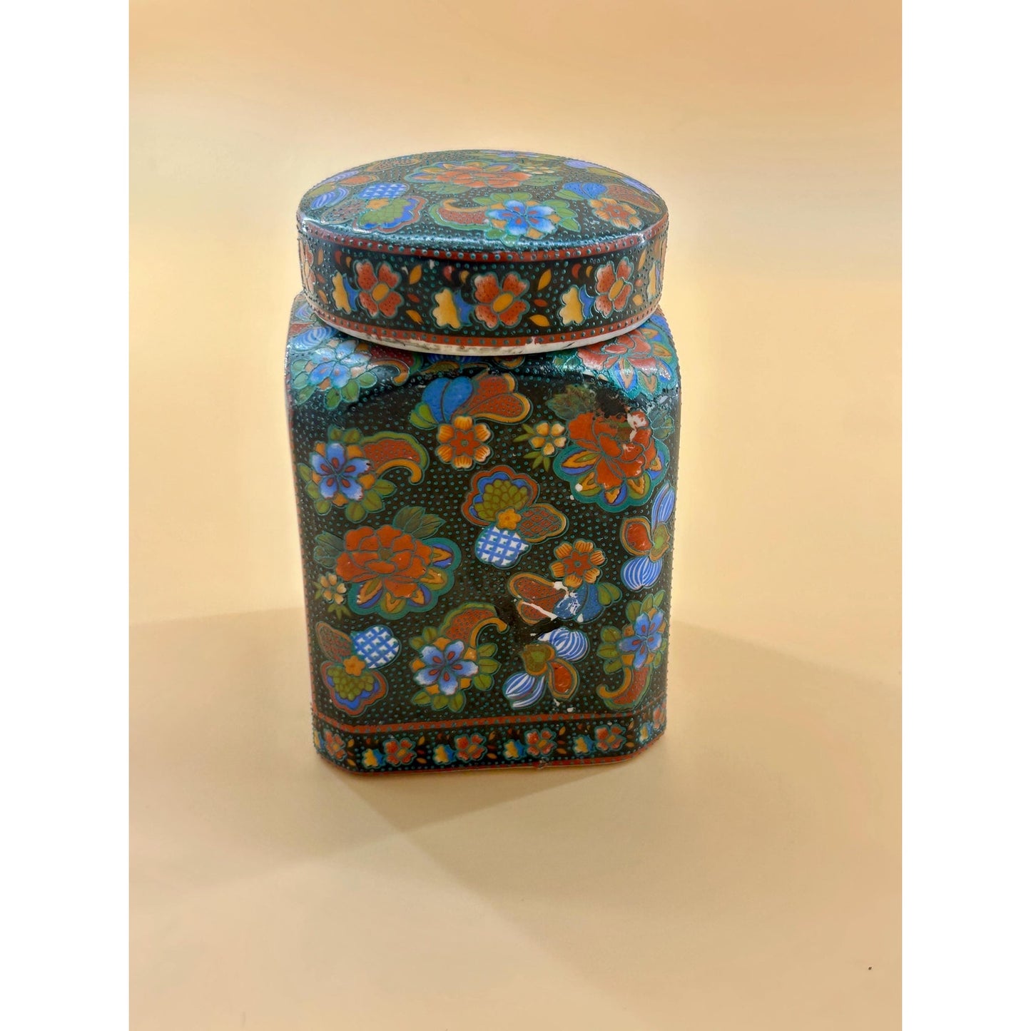 Vintage Japanese Kutani Ginger Jar w/ Geisha Scene Floral Enamel Lidded