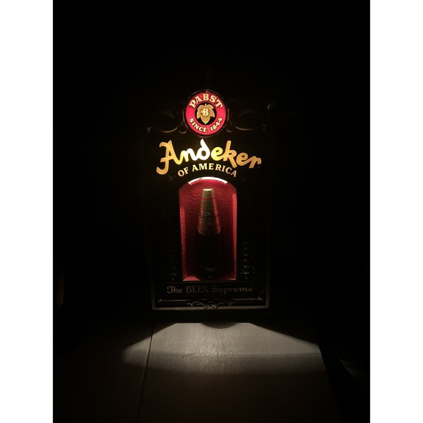 PABST Andeker lighted beer sign 1970s light up bar sign detail
