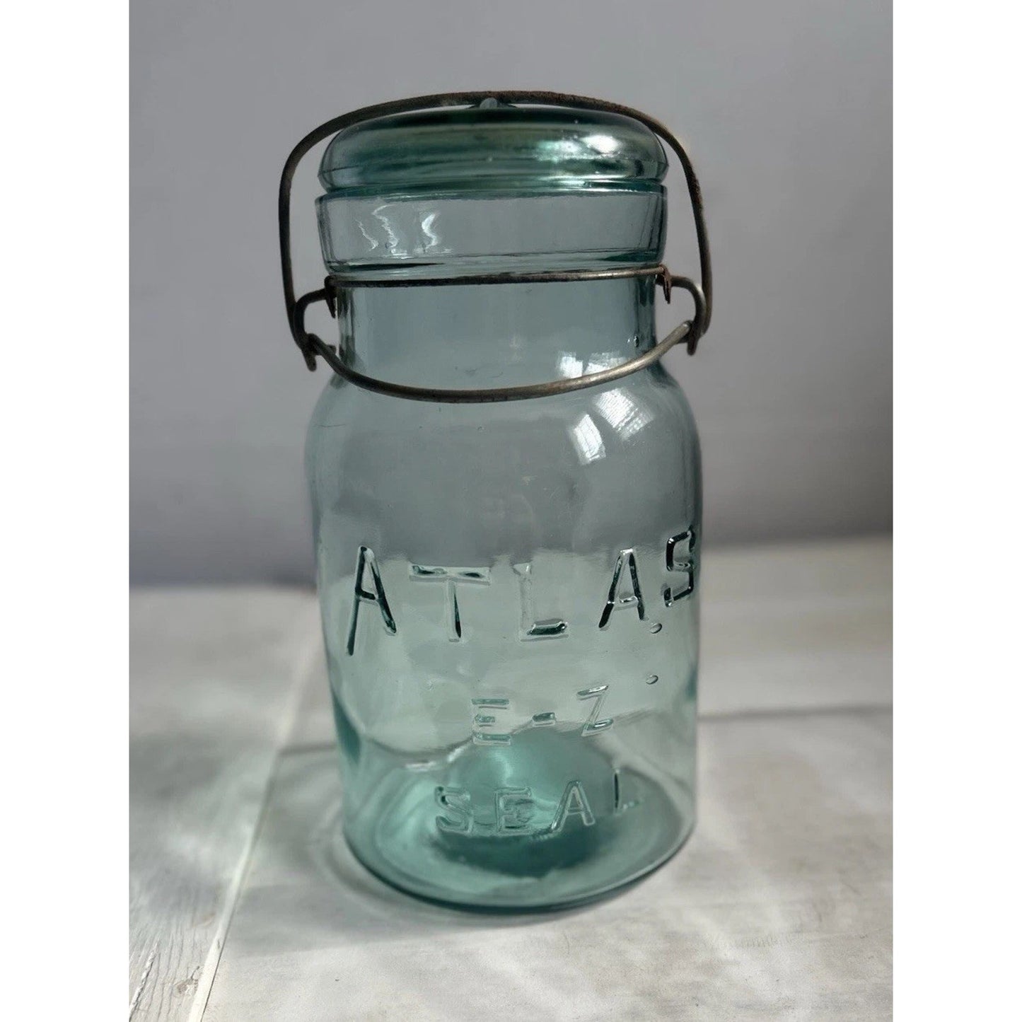 Vintage Atlas E-Z Seal Quart Jar Light Blue w/ Original Lid & Wire Bail – 1930s