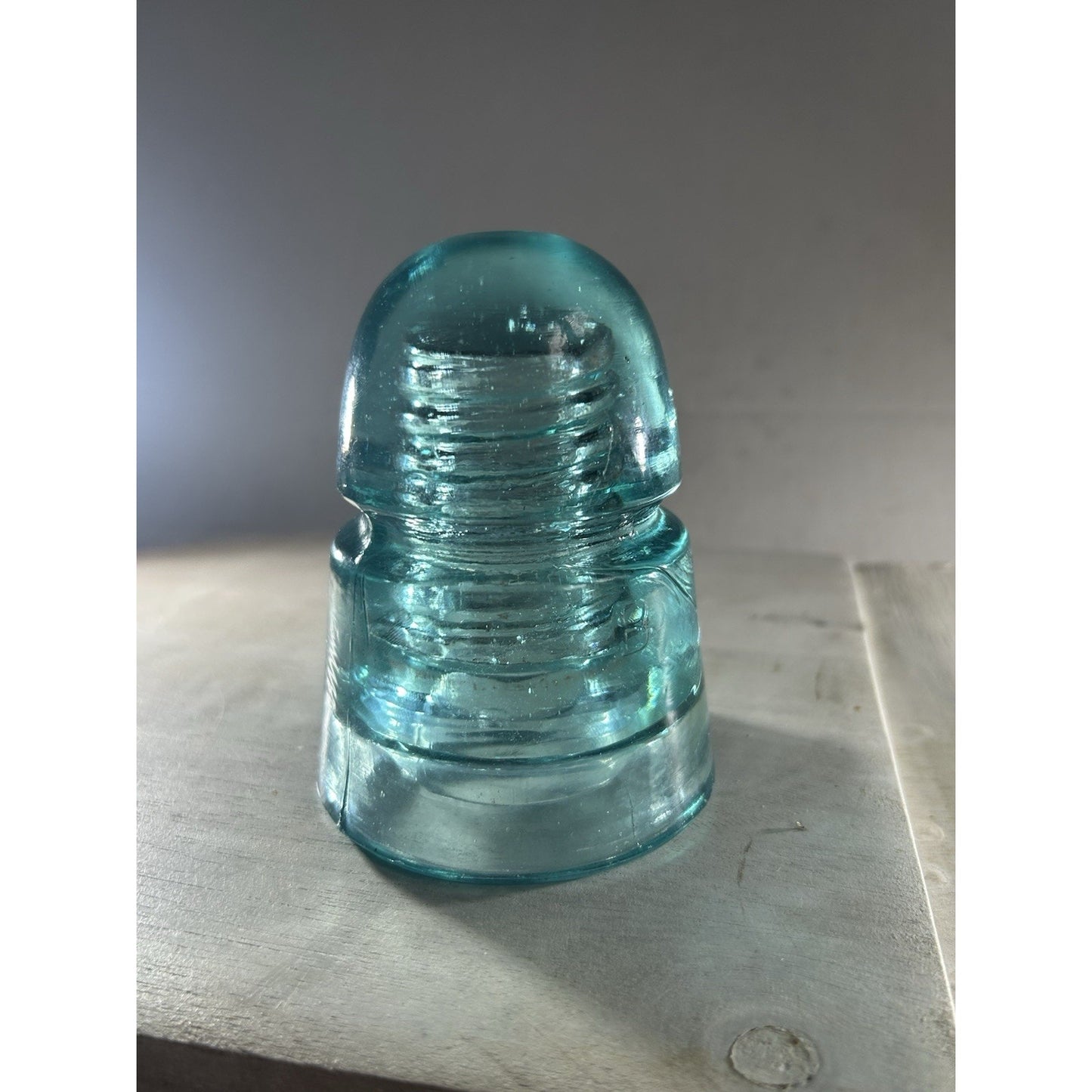 Gorgeous Vintage Ice Blue Brookfield CD 145 Beehive Glass Insulator . Great Cond