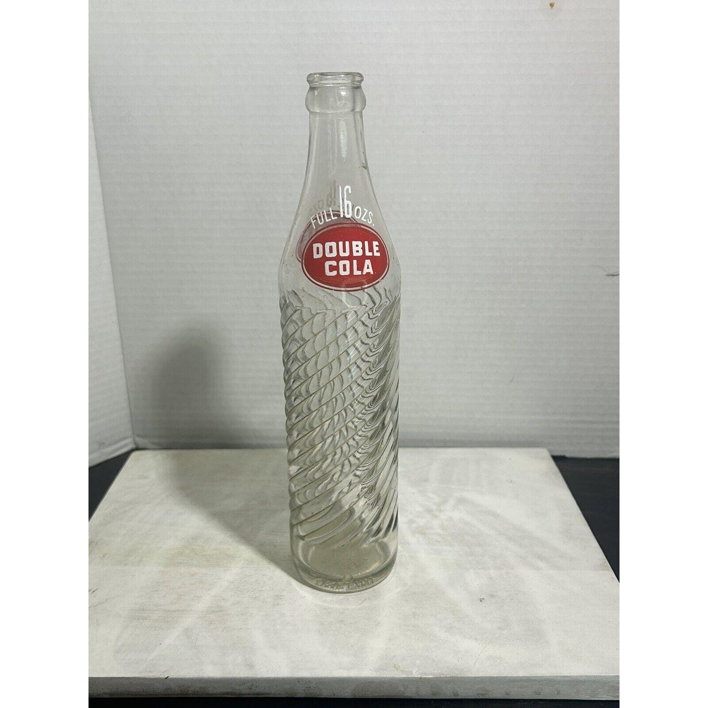 Vintage Double Cola 16 oz Swirl Glass Soda Bottle – Red & White ACL Label – Spiral Design – Mid Century Soda Pop Collectible Advertising.