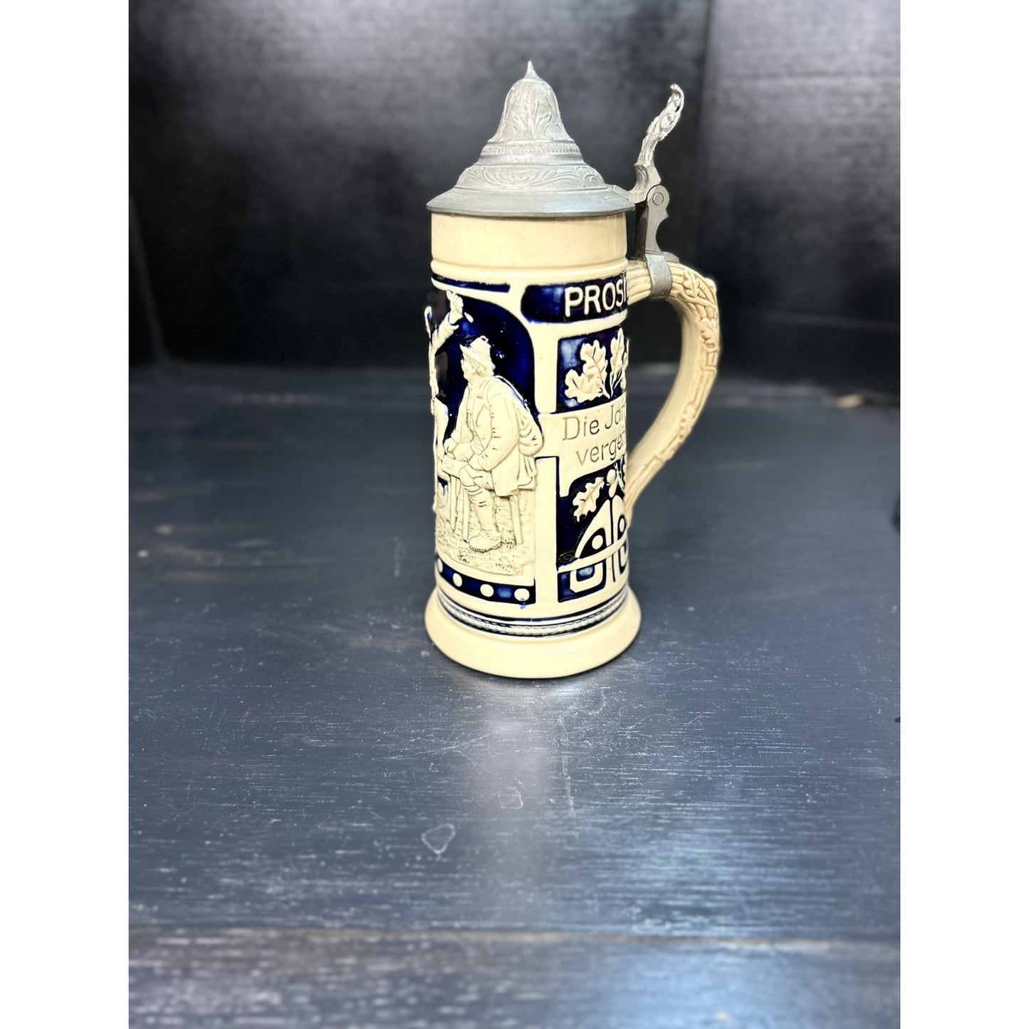 Marzi and Remy 1902 German beer stein Prosit lid detail