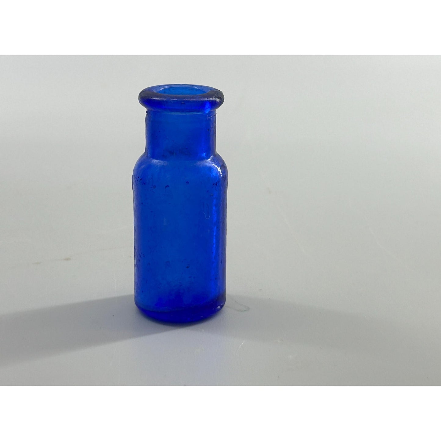 Bromo-Seltzer Bottle Emerson Drug Co Baltimore MD – Cobalt Blue Embossed Apothecary Medicine Bottle