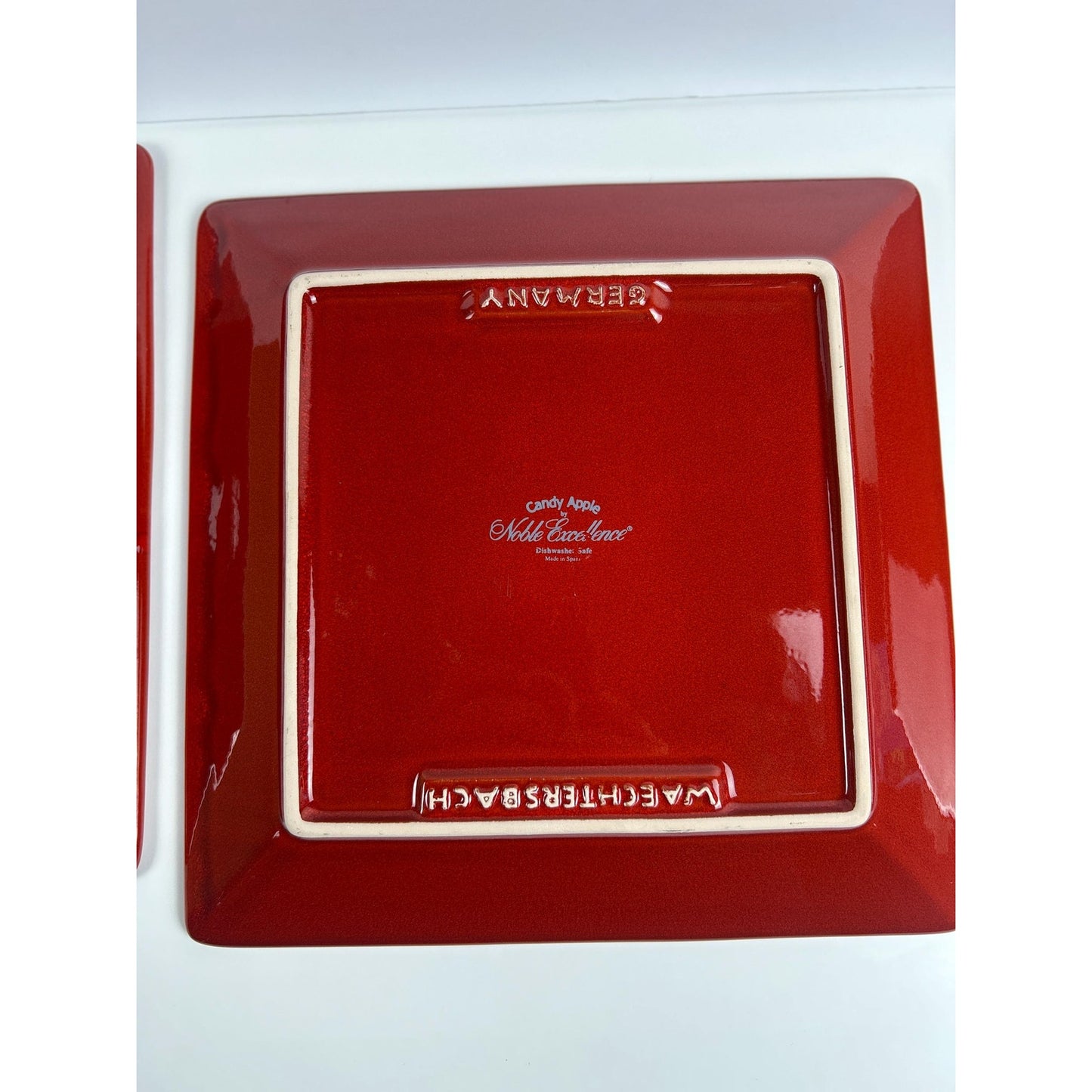 Waechtersbach Red Square Plates Set of 3 – Candy Apple Red Dinner Plates – Modern German Stoneware • Holiday Table Decor • 10”
