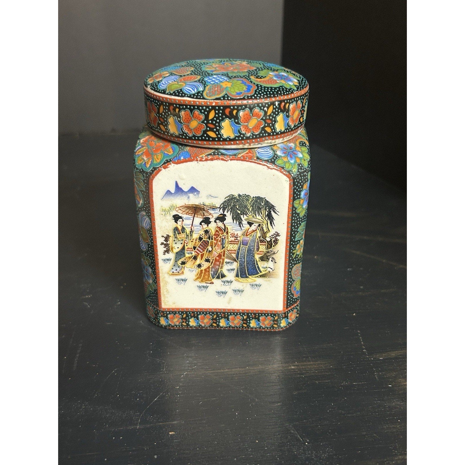 Antique Chinese Canton enamel floral trinket box back view