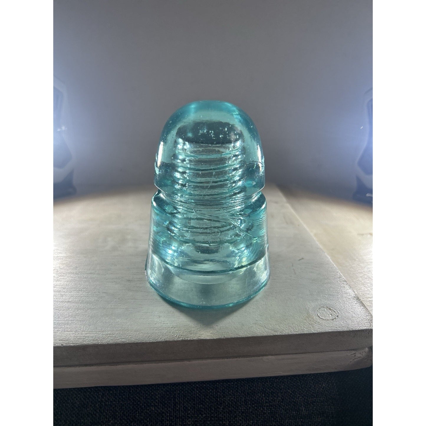 Gorgeous Vintage Ice Blue Brookfield CD 145 Beehive Glass Insulator . Great Cond
