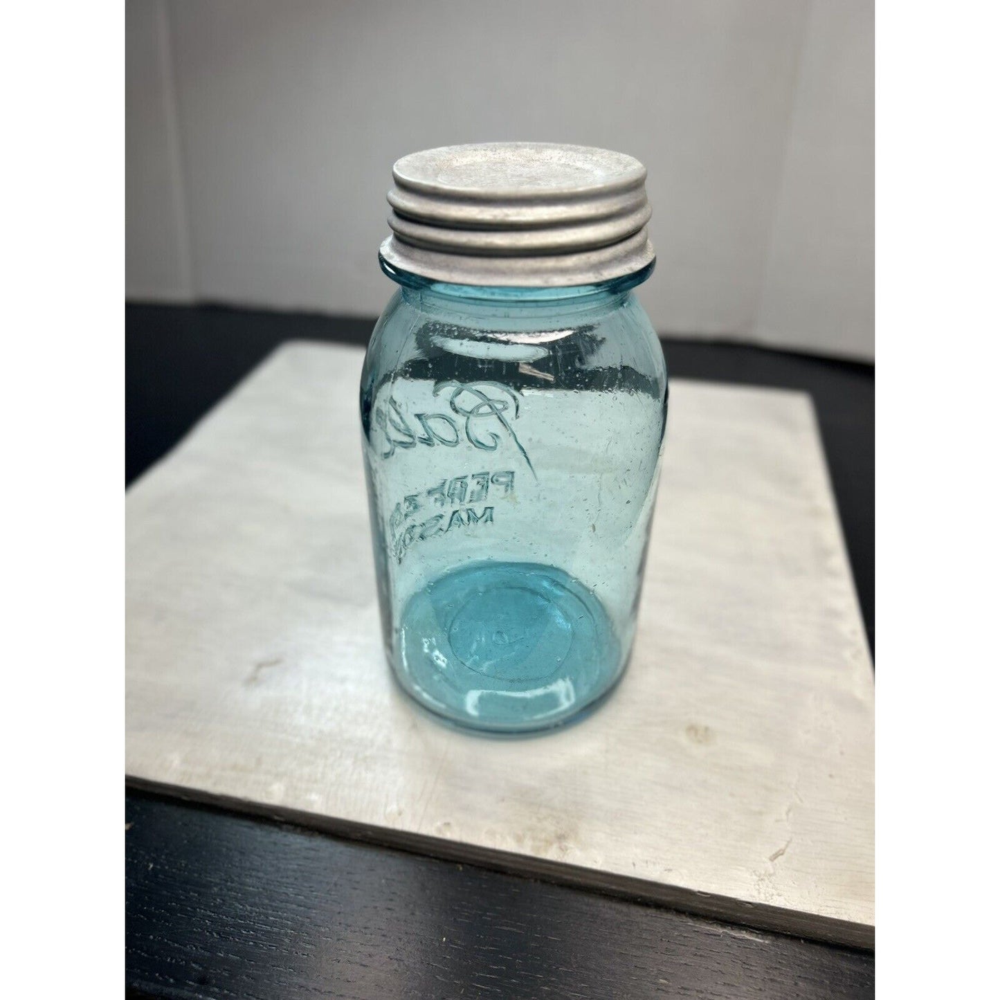 Rare Ball Perfect Mason blue jar deep embossed light