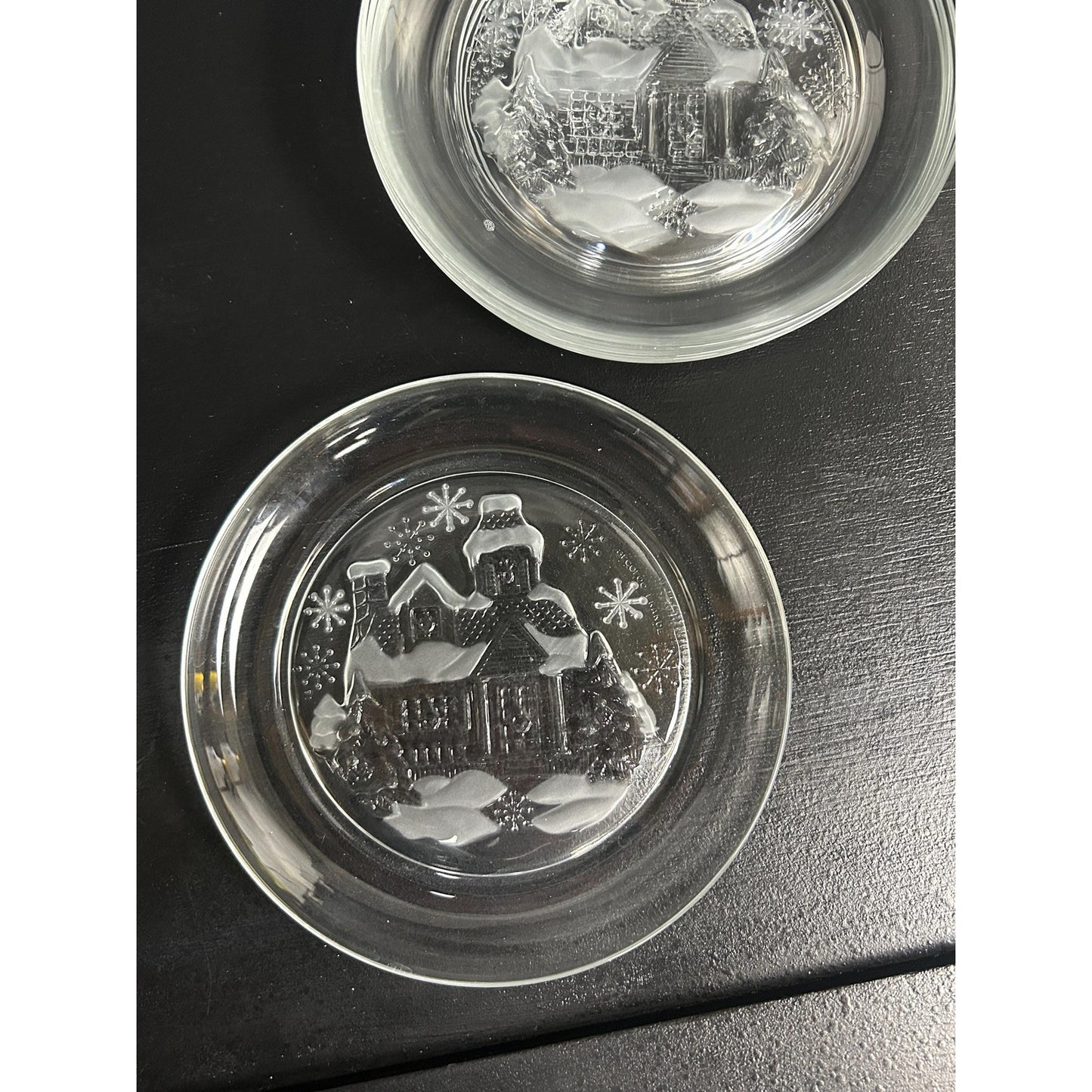 Arcroc “Welcome Home” Christmas Plates • Frosted Winter Cottage Glass Dessert Plates • Vintage Clear Holiday Snow Scene Set of 5 (7.75”)