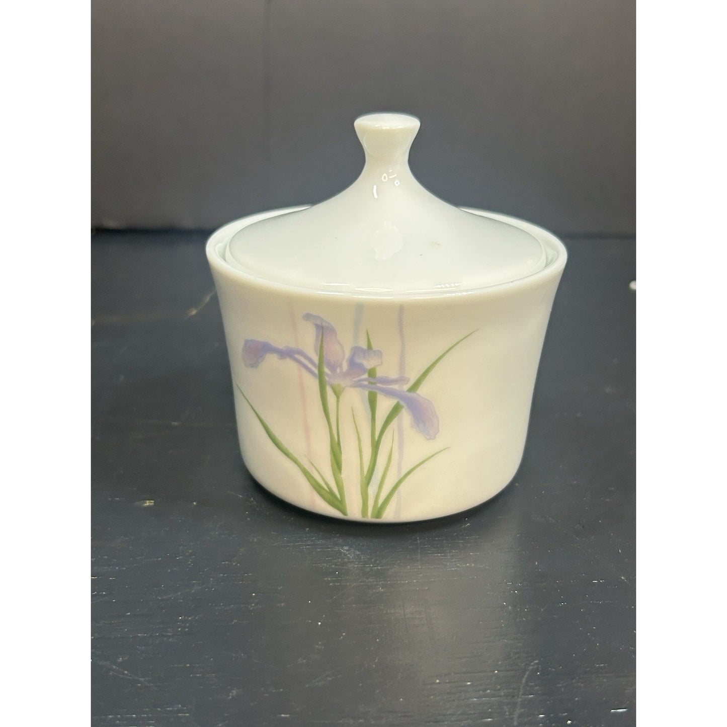 Vintage Corelle Sugar Bowl with lid closed Shadow Iris pattern