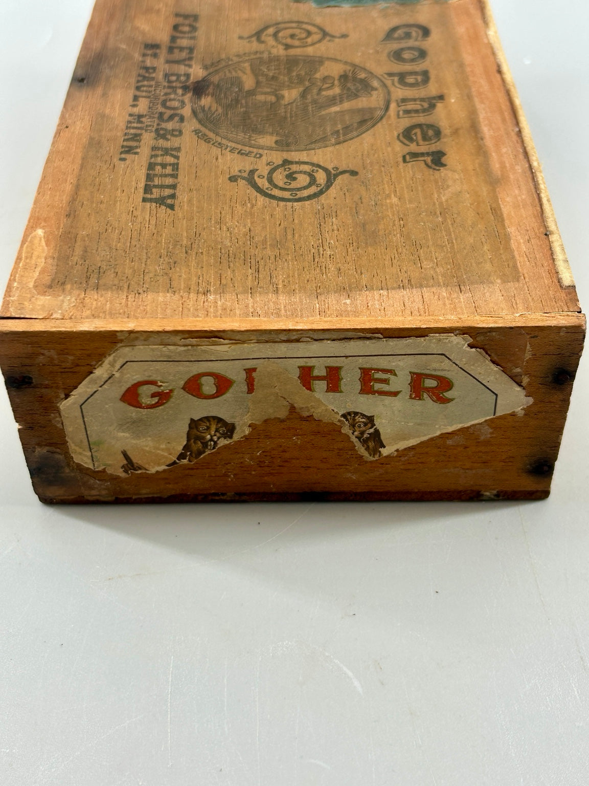 Gopher cigar box end label showing original paper advertising condition