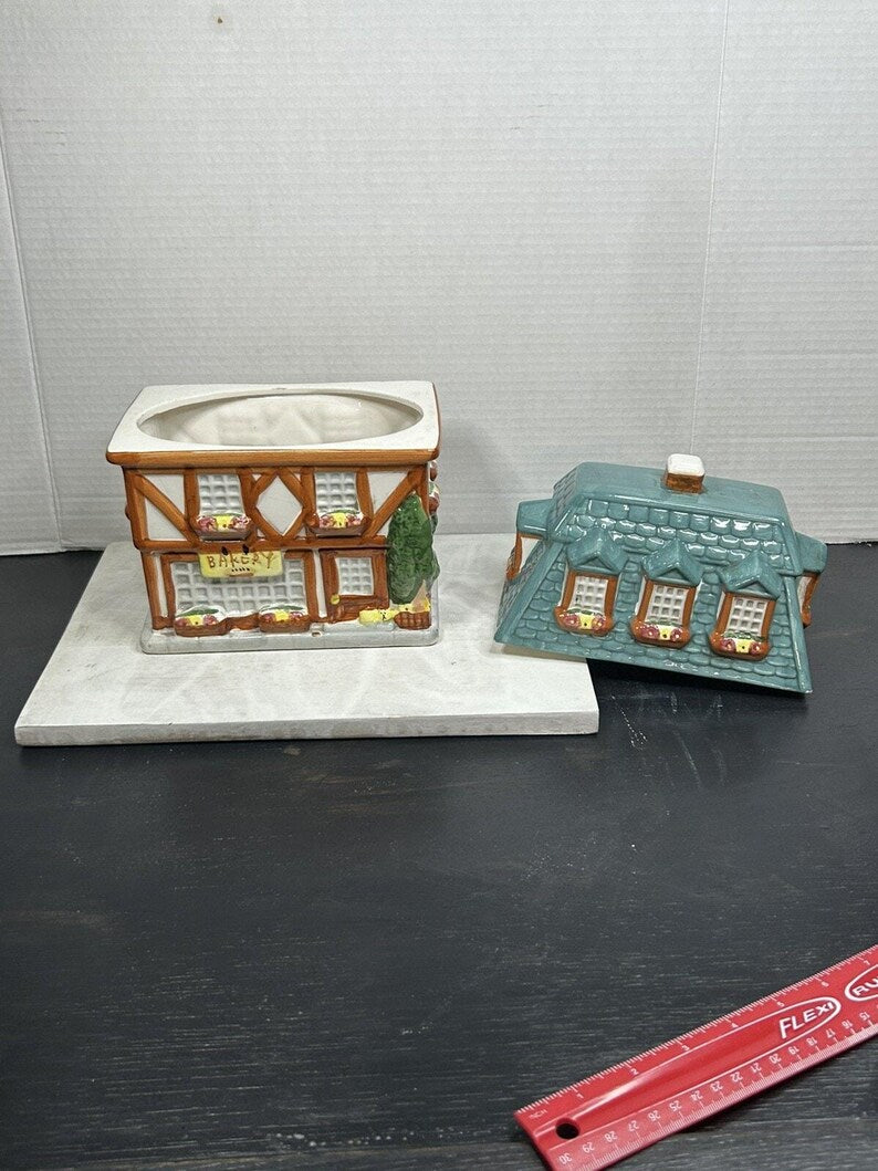 Vintage 1999 Sherwood Brands Bakery Building Cookie Jar, Ceramic Cottage Kitchen image 8
