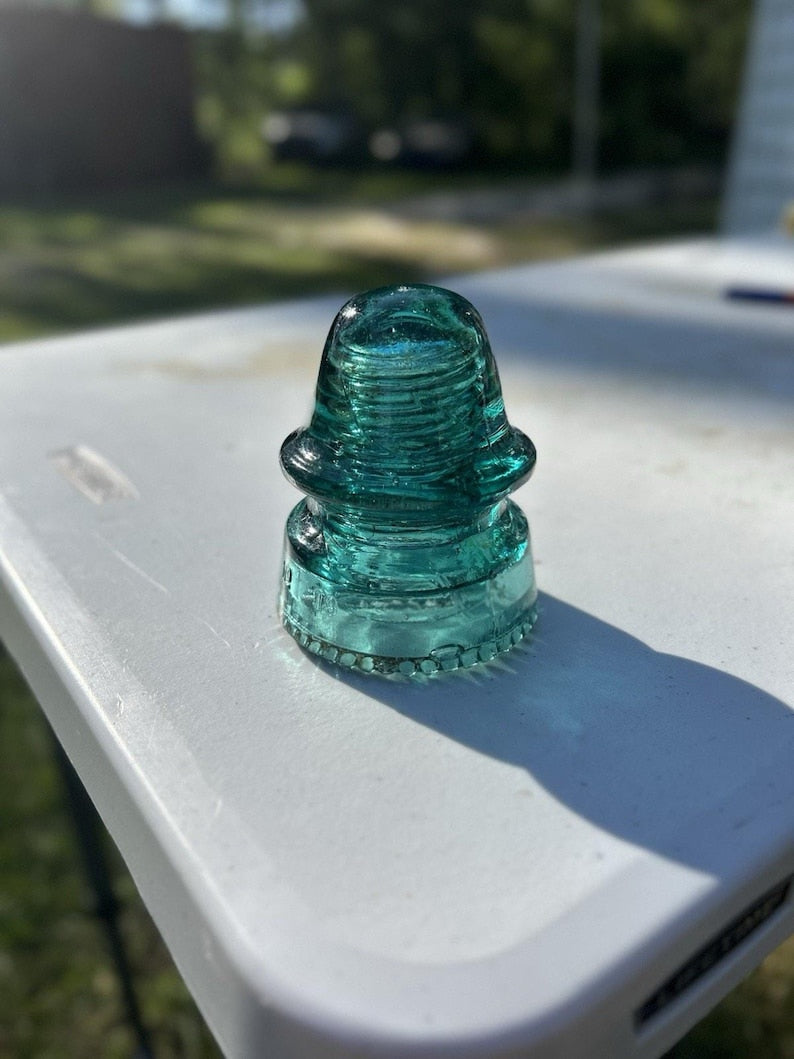 Antique Hemingray H.G.Co Aqua Insulator 1893 Patent Sharp Drip Points Deep Aqua-Green Prism Base image 4