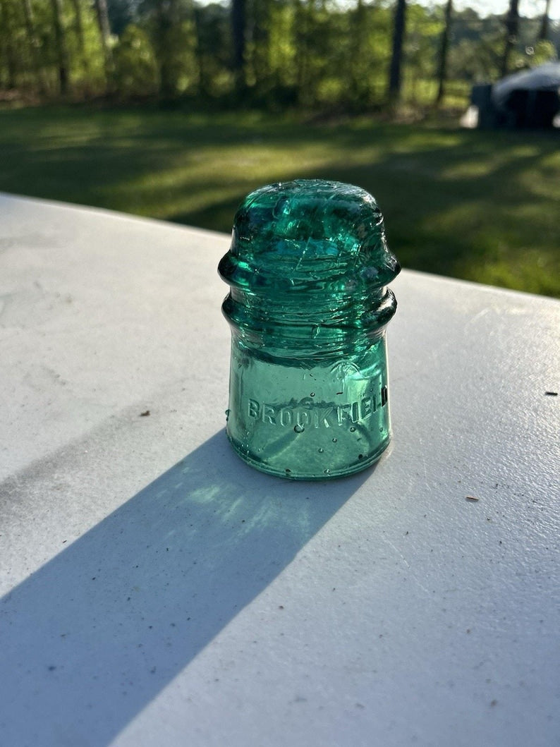 Brookfield Emerald Green Glass Insulator, Bubbled Beehive Telegraph, Early 1900s image 1