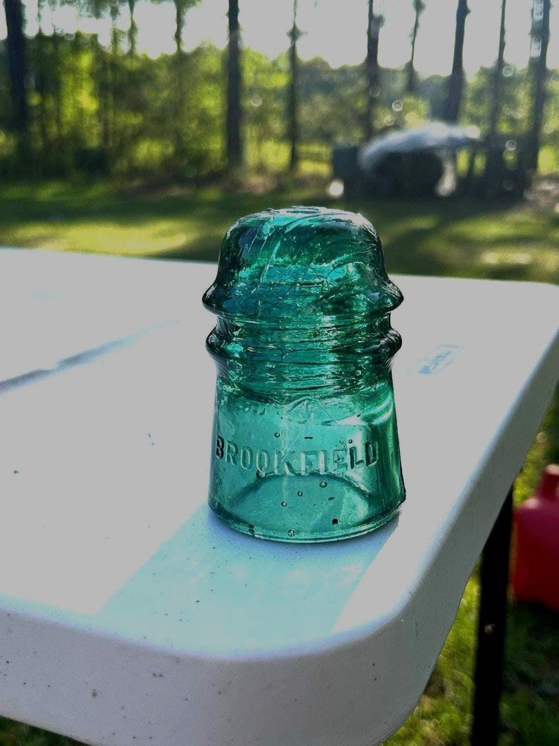Brookfield Emerald Green Glass Insulator, Bubbled Beehive Telegraph, Early 1900s image 2