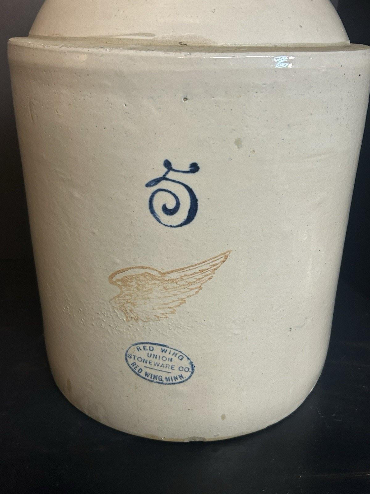 Five gallon Red Wing jug side view and lug handle