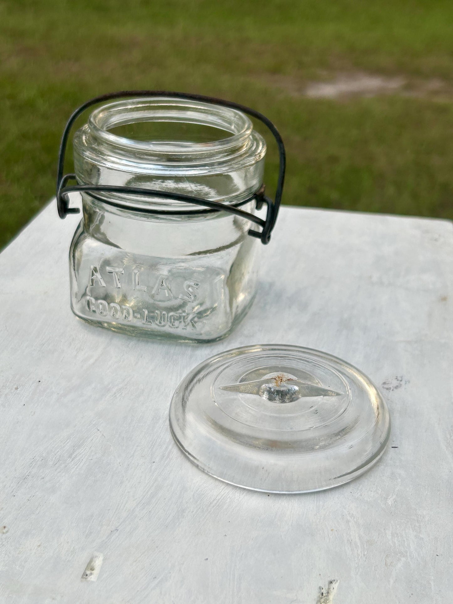 Condition details of Atlas Good Luck no clover jar