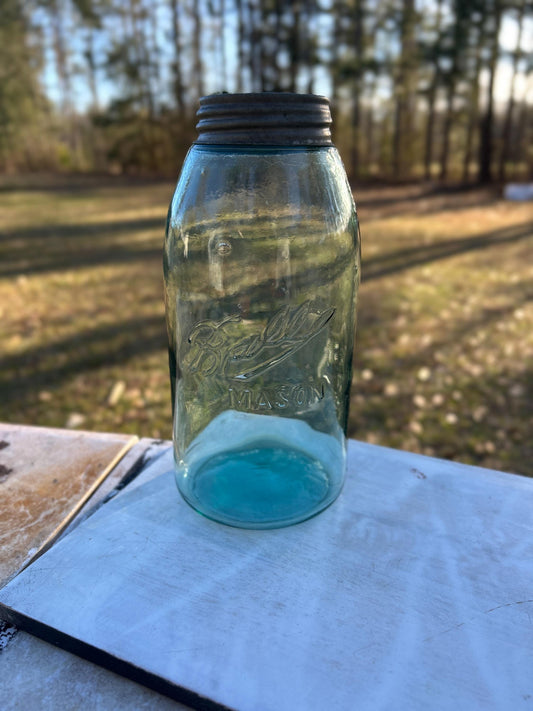 Ball Triple-L MASON half gallon aqua jar with B center-loop error